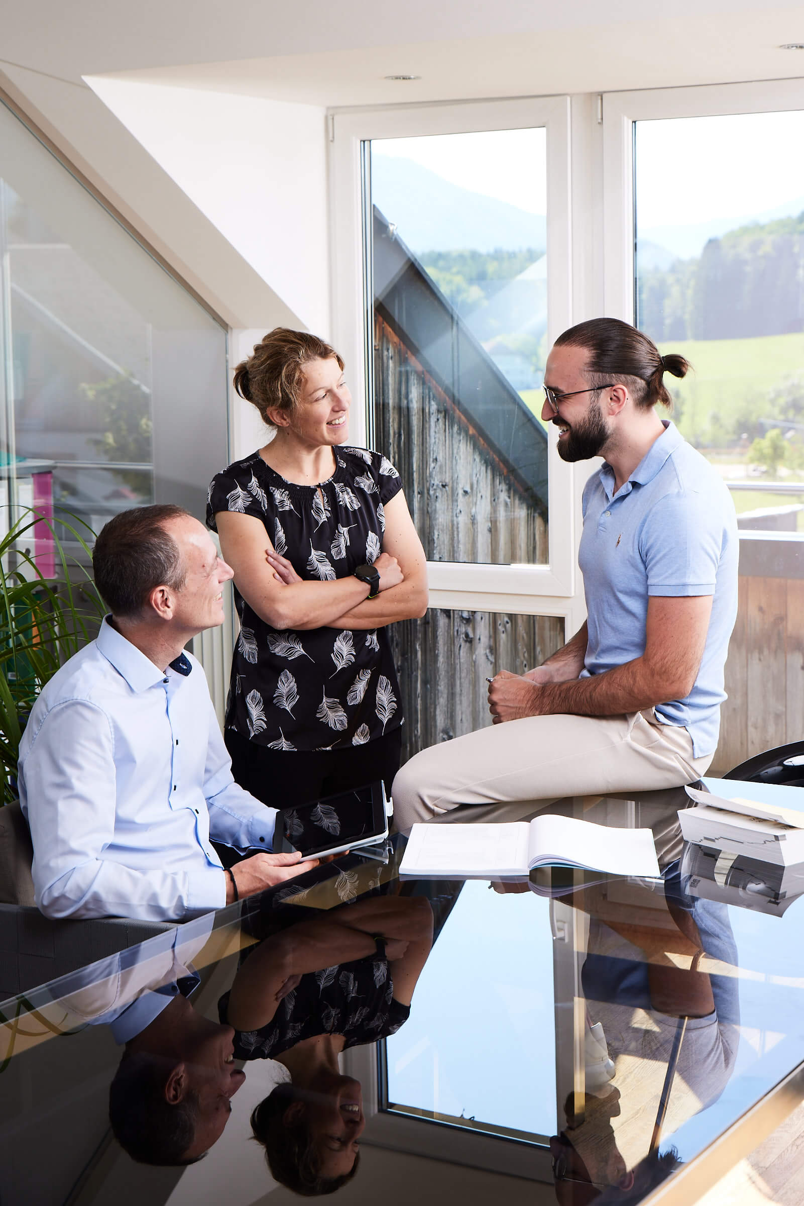 Zwei Männer beim Arbeiten